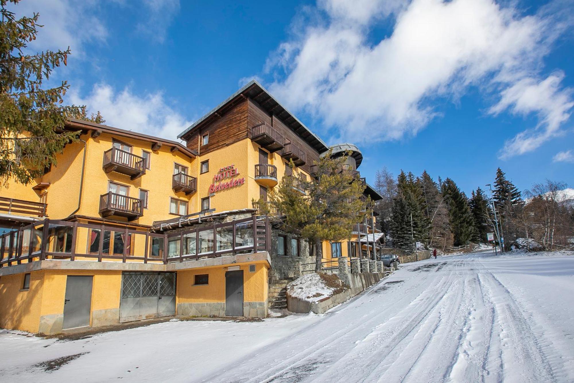 Belvedere Apartments - Happy Rentals Sestriere Exterior photo