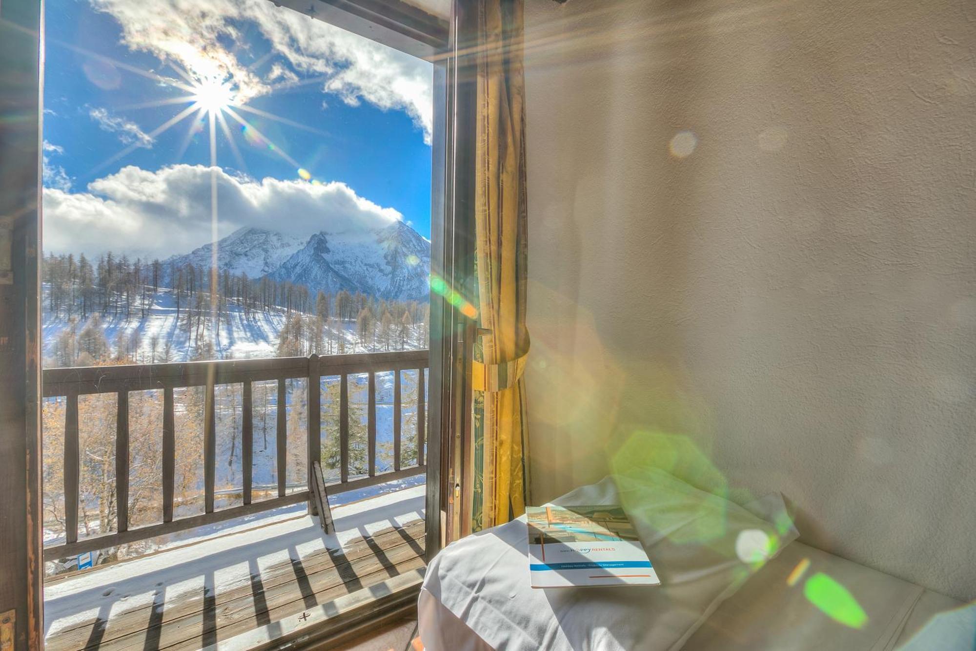Belvedere Apartments - Happy Rentals Sestriere Exterior photo