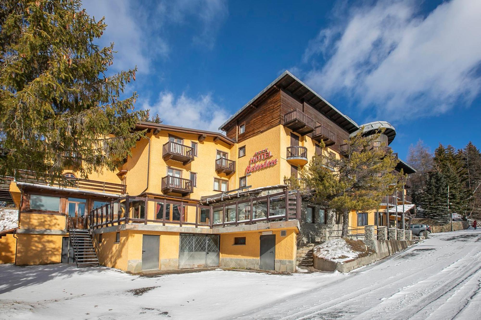 Belvedere Apartments - Happy Rentals Sestriere Exterior photo
